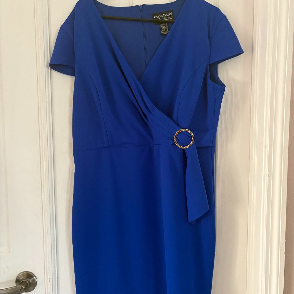 Beautiful Blue Frank Lyman Dress size 16